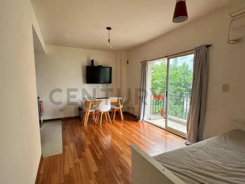 Pacheco 2800, Piso 4