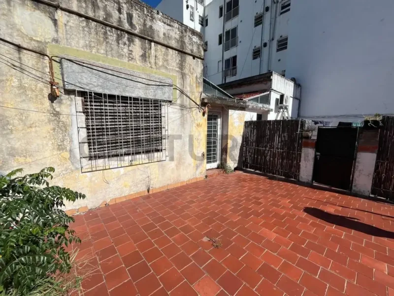 Melincue 2400, Piso 1