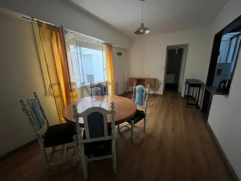 Juncal 2100, Piso 6