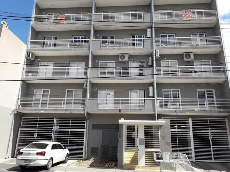Santiago Del Estero 6800, Piso 3