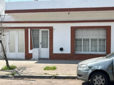 Las Margaritas 6700
